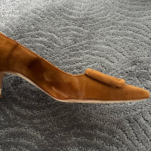 Manolo Blahnik Maysale Suede Buckle Kitten Heel Pumps Cognac Brown Size EU 38 - Picture 8 of 14